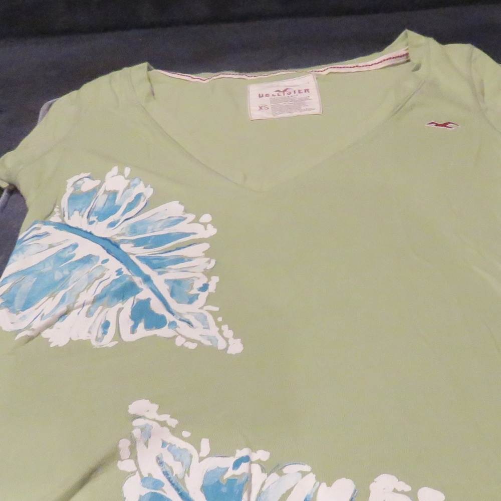 Hollister green flowered Green/blue Size XS